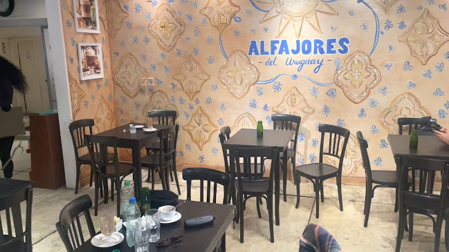 Opinii despre Alfajores del Uruguay. Store. în Montevideo - Gastronomía y hostelería
