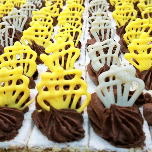 Panadería y Confitería "ORIENTAL"