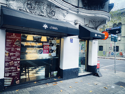 Panadería y Confitería La Vienesa