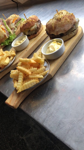 Almacén de pizzas - Punta del Este