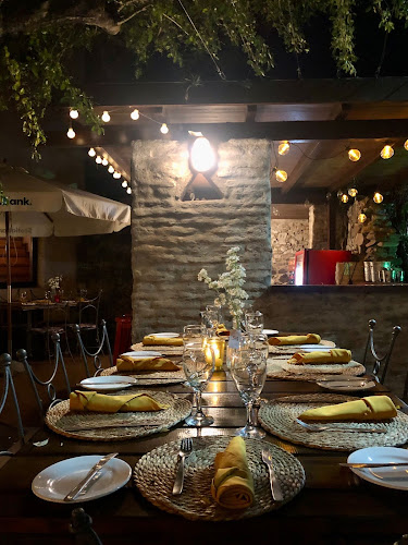 Vasconcellos 153, 70000 Col. del Sacramento, Departamento de Colonia