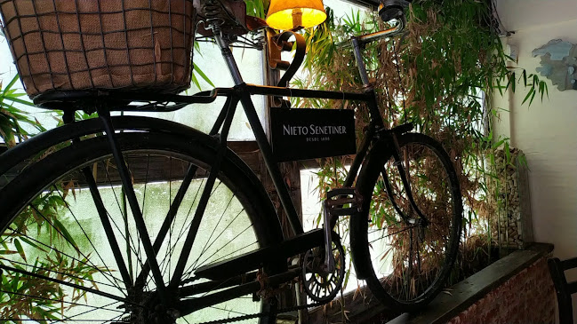 Opinii despre Leonardo Etxea în Punta del Este - Gastronomía y hostelería