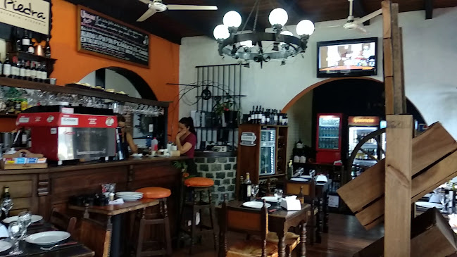 Opinii despre Punta Piedra în Col. del Sacramento - Gastronomía y hostelería