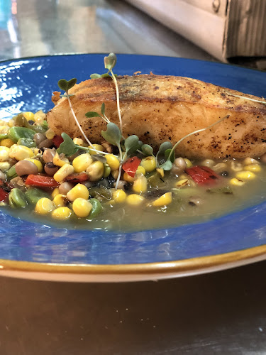 Opinii despre Estrecho în Montevideo - Gastronomía y hostelería