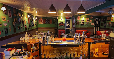 Chucho's Vintage Bar