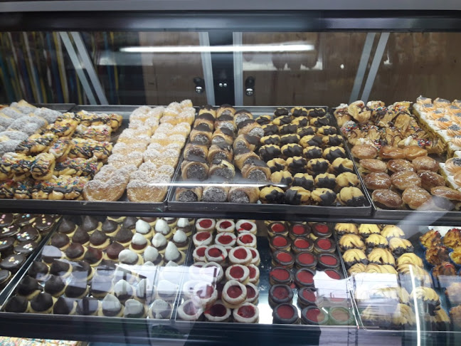 Luthi panaderia y confiteria