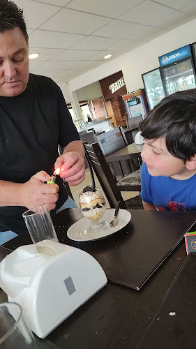 Opinii despre Buffet Jurerê în Ciudad de la Costa - Gastronomía y hostelería