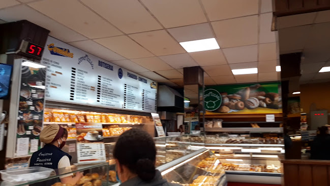 Opinii despre Confitería Nueva Rossell în Montevideo - Gastronomía y hostelería