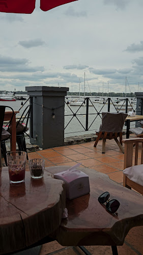 Opinii despre Muelle Sur în Col. del Sacramento - Gastronomía y hostelería