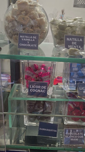 Opinii despre Confitería y Heladería CanteGrill în Montevideo - Gastronomía y hostelería