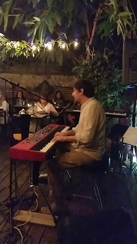 Comentarii opinii despre Marlon Bar