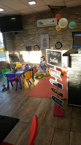 Opinii despre Pizzería La REDONDA în Montevideo - Gastronomía y hostelería