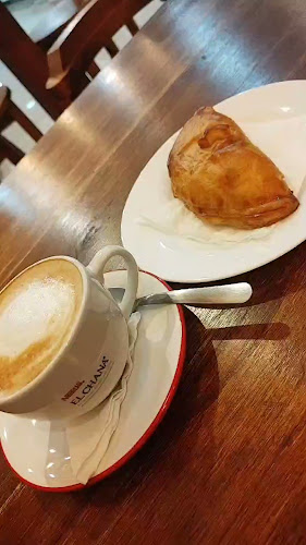 Opinii despre Dharma Café în Rivera - Gastronomía y hostelería