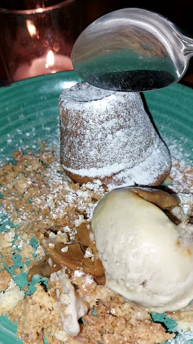 Opinii despre Casa Magnum în Montevideo - Gastronomía y hostelería