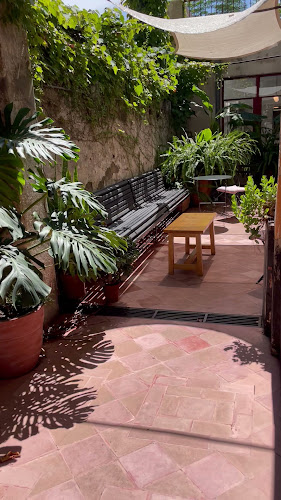 Opinii despre Albertine în Col. del Sacramento - Gastronomía y hostelería