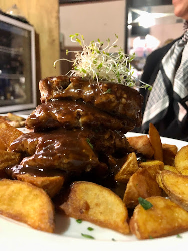 Opinii despre Mesón de la Plaza în Col. del Sacramento - Gastronomía y hostelería