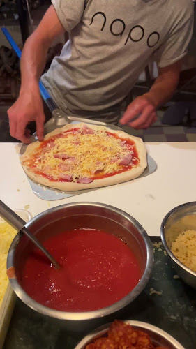 Opinii despre NAPO Pizza Napoletana în Col. del Sacramento - Gastronomía y hostelería