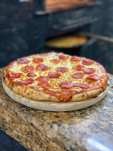 Opinii despre Pizzería Cervantes Tres cruces în Montevideo - Gastronomía y hostelería