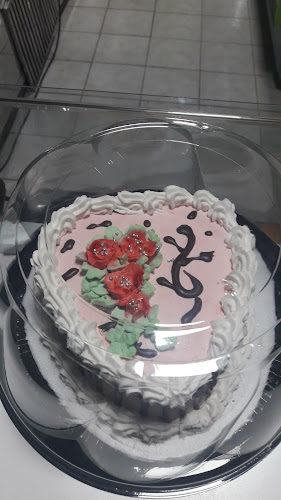 Opinii despre Luthi panaderia y confiteria în Treinta y Tres - Gastronomía y hostelería