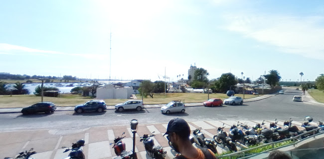 Hard Rock Cafe Montevideo - Gastronomía y hostelería