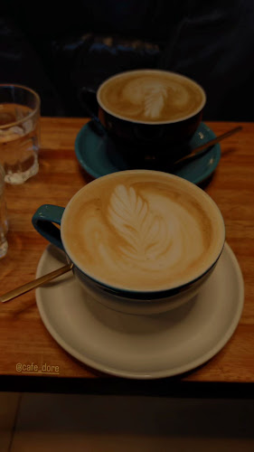 Opinii despre Café Doré în Montevideo - Gastronomía y hostelería