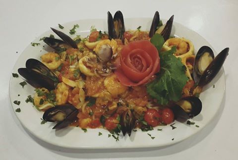 Comentarii opinii despre La Fontaine