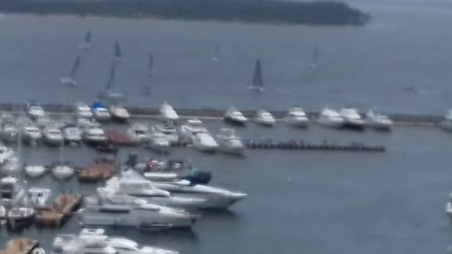 Olivia Restó Snack Bar