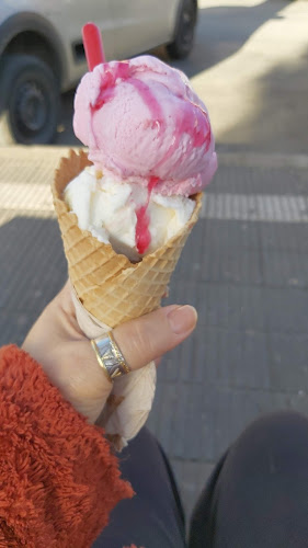 Opinii despre Heladeria Venus în Melo - Gastronomía y hostelería