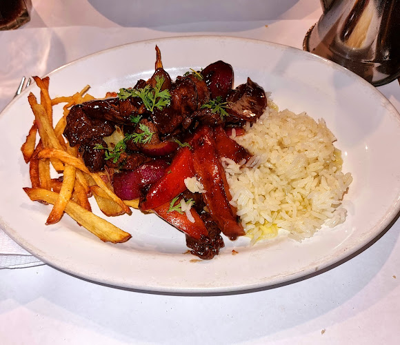 Opinii despre Santoral Restaurante y Posada în Atlántida - Gastronomía y hostelería