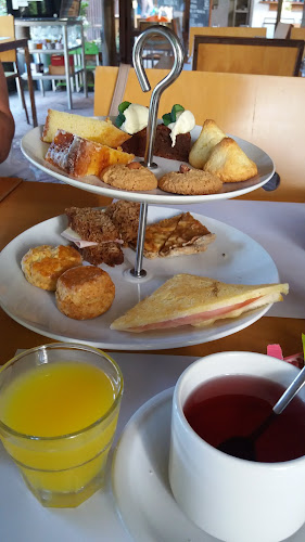 Santoral Restaurante y Posada - Atlántida