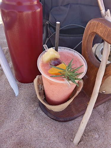 Comentarii opinii despre DESKARA2 BAR parador beach en temporada