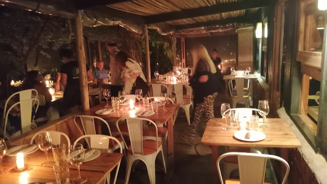 Elmo Resto Bar - Manantiales