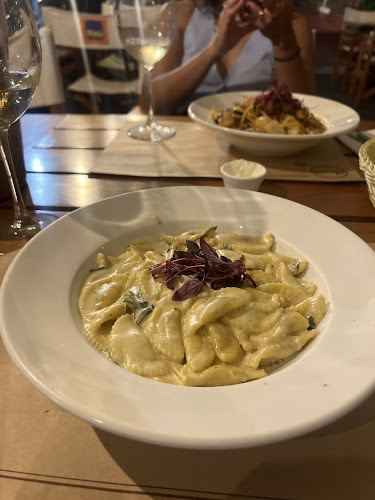 Olivia Restó Snack Bar - Gastronomía y hostelería