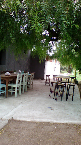 Pizzeria Orillas Del Plata - Gastronomía y hostelería