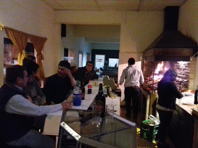 Opinii despre El Gaucho Parrilla - Pizzería - Pollería în Sarandí del Yí - Gastronomía y hostelería