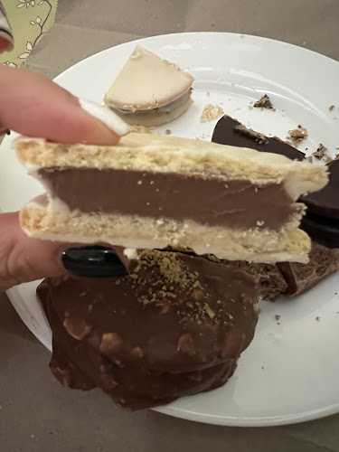 Opinii despre Telizzia Cat Café în Montevideo - Gastronomía y hostelería