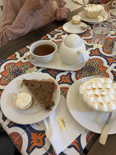 Opinii despre Espacio Laberinto - Café în Montevideo - Gastronomía y hostelería