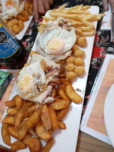 Gral. Flores 404, 70000 Col. del Sacramento, Departamento de Colonia