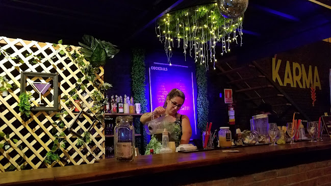 Karma - Treinta y Tres