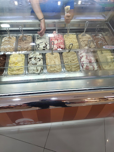 Opinii despre Heladería El Faro - Punta Shopping în Punta del Este - Gastronomía y hostelería