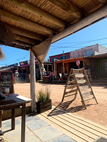 Opinii despre Mirjo Restaurante în Punta del Diablo - Gastronomía y hostelería