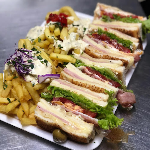 Centro comercial Malvin Alto local 16Camino Carrasco 4680, 11300 Montevideo