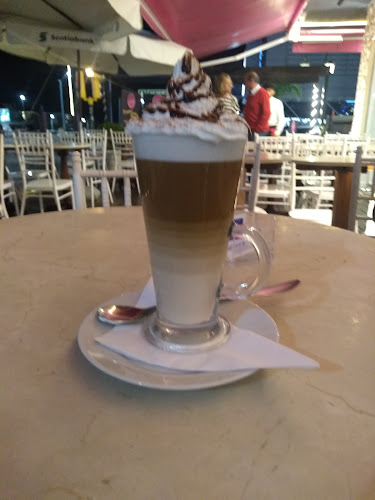 L'Eclair - Punta del Este