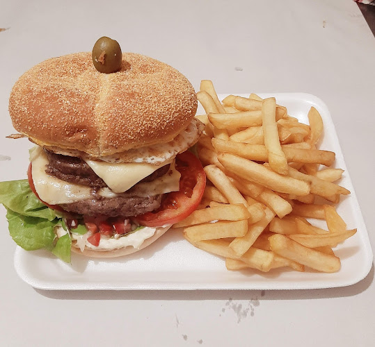 Rotiseria y Pizzería Nuestras Delicias