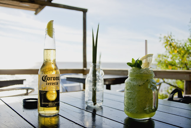 Opinii despre Las Tunas Beach Bar în Col. del Sacramento - Gastronomía y hostelería