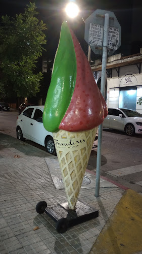 Heladería Los Trovadores - Gastronomía y hostelería