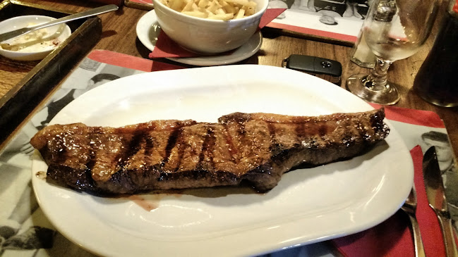 Club Trouville, Alejandro Chucarro 1031, 11300 Montevideo, Departamento de Montevideo