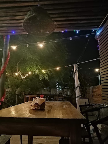 Opinii despre LaTana Pizza Pinares în Ciudad de la Costa - Gastronomía y hostelería