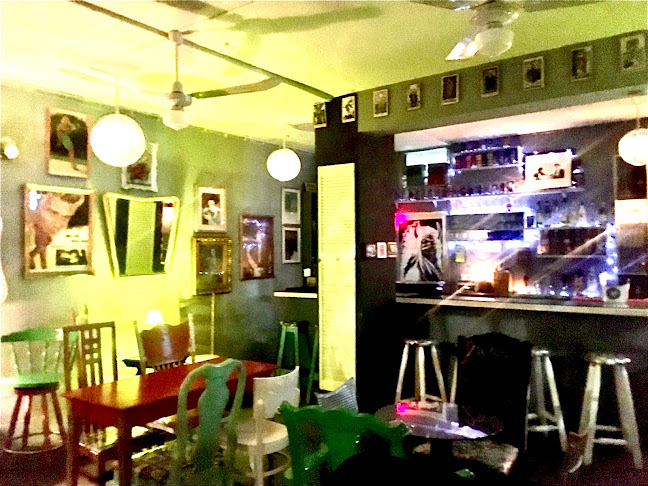 Opinii despre Bar Dos de Copas în Punta del Este - Gastronomía y hostelería