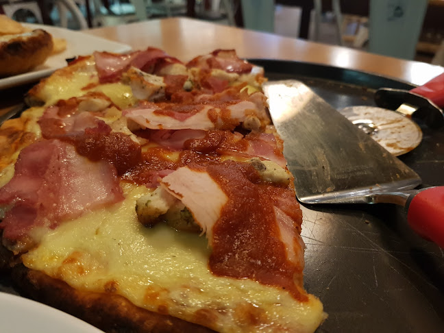 Opinii despre Pizza Club în Montevideo - Gastronomía y hostelería